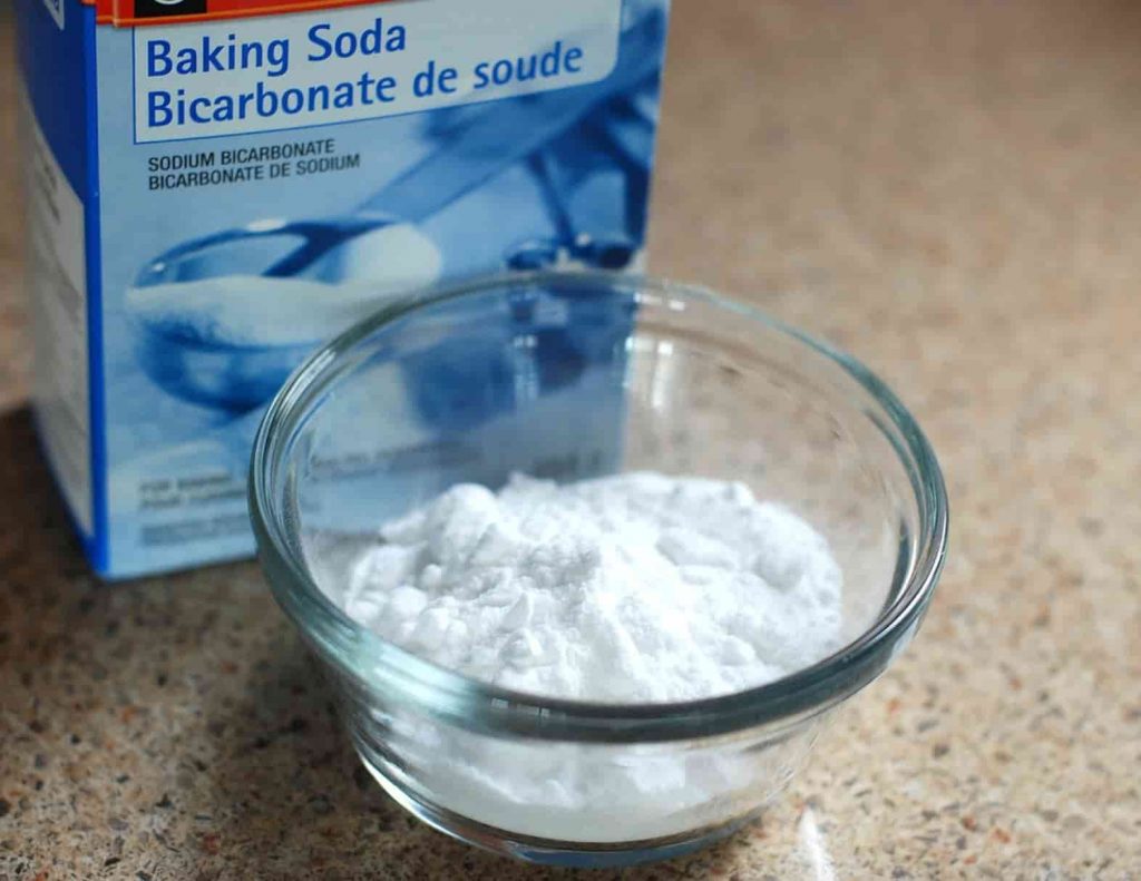 Baking soda for teeth whitening